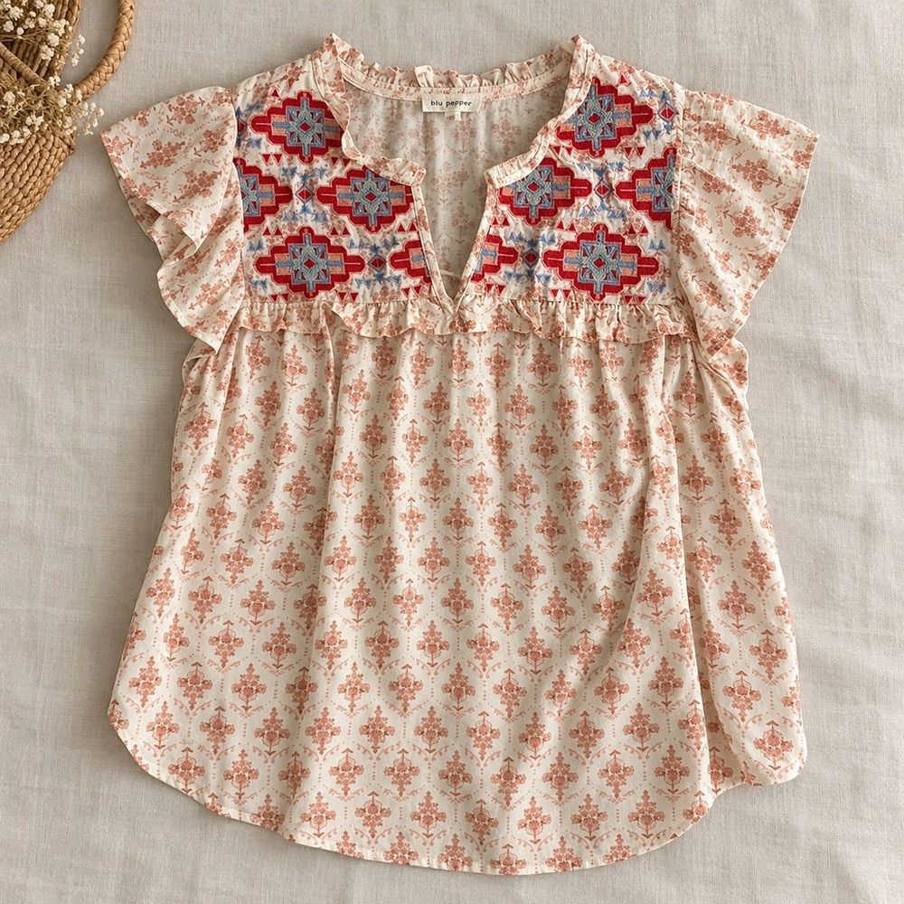 Blu Pepper Boho Embroidered Damask Print Flutter Sleeve Blouse Peach Small